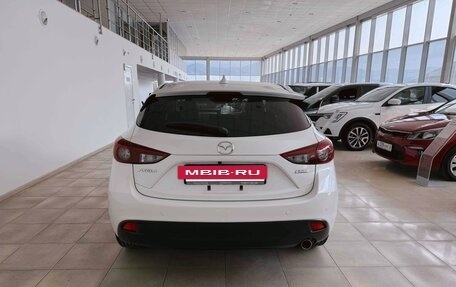 Mazda Axela, 2015 год, 1 350 000 рублей, 5 фотография