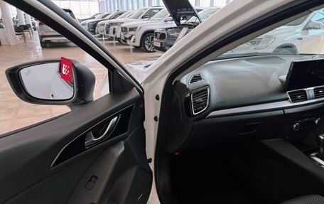 Mazda Axela, 2015 год, 1 350 000 рублей, 30 фотография