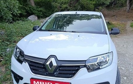 Renault Logan II, 2019 год, 1 200 000 рублей, 6 фотография
