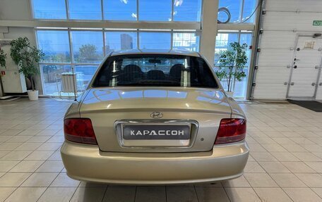 Hyundai Sonata IV рестайлинг, 2005 год, 615 000 рублей, 4 фотография