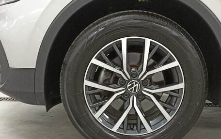 Volkswagen Tiguan II, 2021 год, 2 679 072 рублей, 22 фотография