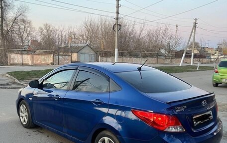 Hyundai Solaris II рестайлинг, 2012 год, 750 000 рублей, 4 фотография