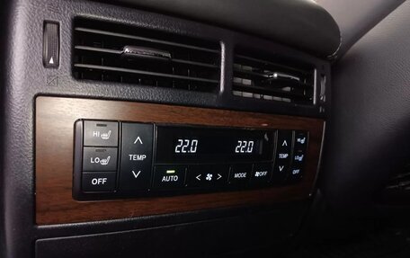 Toyota Land Cruiser 200, 2019 год, 6 850 000 рублей, 18 фотография