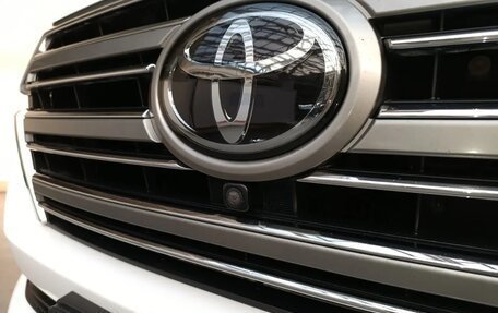 Toyota Land Cruiser 200, 2019 год, 6 850 000 рублей, 33 фотография