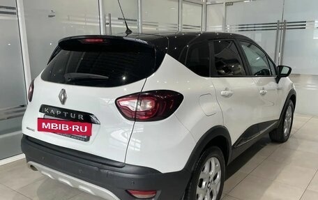 Renault Kaptur I рестайлинг, 2016 год, 959 000 рублей, 4 фотография