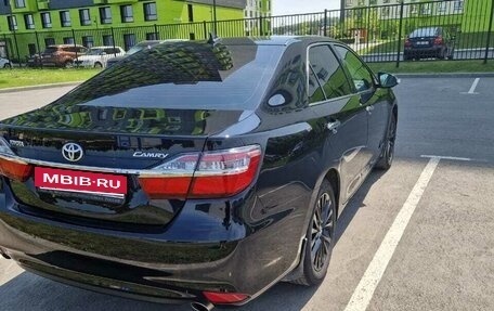 Toyota Camry, 2017 год, 2 450 000 рублей, 3 фотография