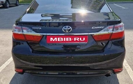 Toyota Camry, 2017 год, 2 450 000 рублей, 9 фотография