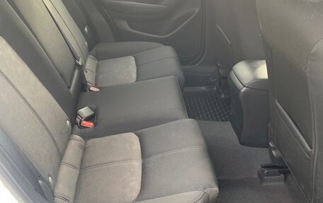 Mazda CX-4, 2023 год, 2 650 000 рублей, 8 фотография