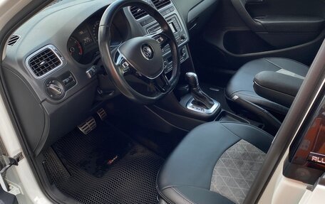 Volkswagen Polo VI (EU Market), 2016 год, 970 000 рублей, 10 фотография