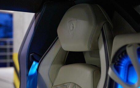 Lamborghini Aventador I рестайлинг, 2018 год, 39 900 000 рублей, 8 фотография