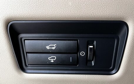 Land Rover Range Rover IV рестайлинг, 2014 год, 3 700 000 рублей, 22 фотография