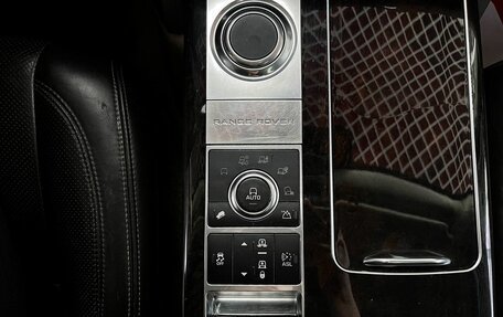 Land Rover Range Rover IV рестайлинг, 2014 год, 3 700 000 рублей, 29 фотография