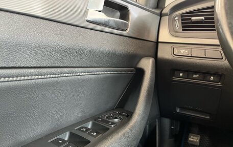 Hyundai Sonata VII, 2019 год, 1 650 000 рублей, 19 фотография