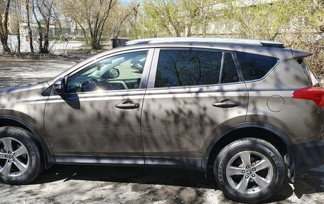 Toyota RAV4, 2014 год, 2 490 000 рублей, 6 фотография