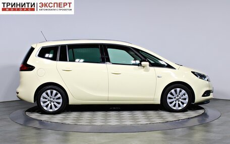 Opel Zafira C рестайлинг, 2017 год, 1 367 000 рублей, 4 фотография