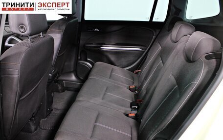 Opel Zafira C рестайлинг, 2017 год, 1 367 000 рублей, 16 фотография