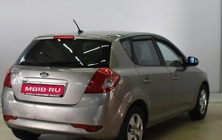 KIA cee'd I рестайлинг, 2010 год, 650 000 рублей, 4 фотография