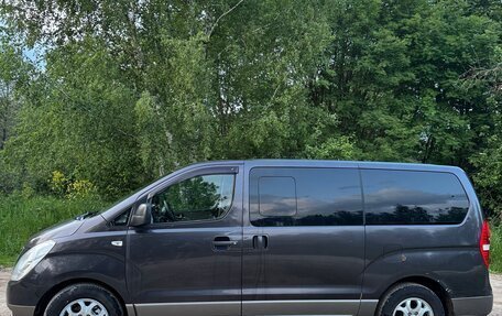Hyundai H-1 II рестайлинг, 2008 год, 1 150 000 рублей, 2 фотография