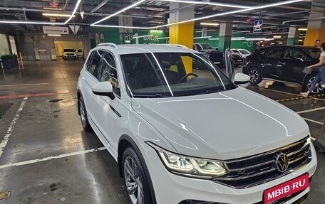Volkswagen Tiguan II, 2021 год, 3 499 000 рублей, 1 фотография