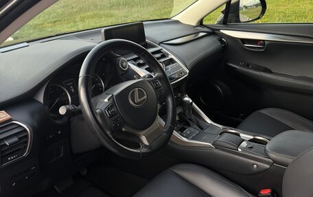 Lexus NX I, 2017 год, 3 590 000 рублей, 11 фотография