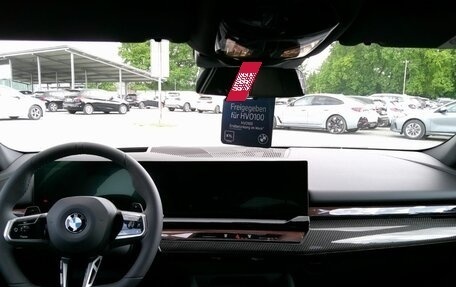 BMW 5 серия, 2025 год, 9 540 000 рублей, 11 фотография