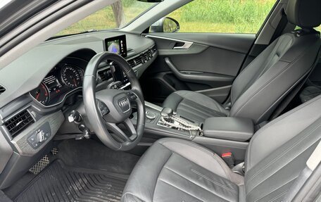 Audi A4, 2019 год, 2 400 000 рублей, 12 фотография