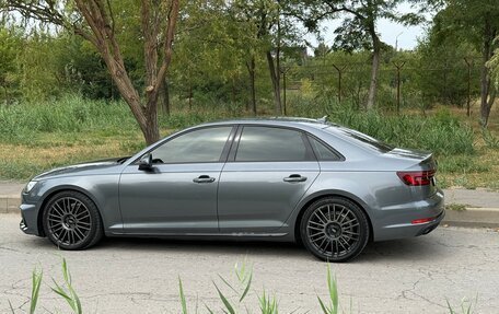 Audi A4, 2019 год, 2 400 000 рублей, 8 фотография