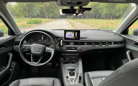 Audi A4, 2019 год, 2 400 000 рублей, 18 фотография