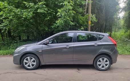 Hyundai Solaris II рестайлинг, 2013 год, 650 000 рублей, 5 фотография