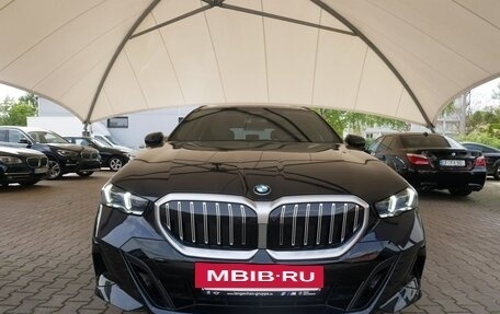 BMW 5 серия, 2024 год, 8 080 000 рублей, 2 фотография