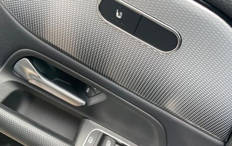 Mercedes-Benz GLB, 2021 год, 3 550 000 рублей, 11 фотография