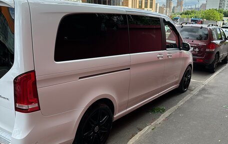 Mercedes-Benz V-Класс, 2019 год, 5 600 000 рублей, 4 фотография