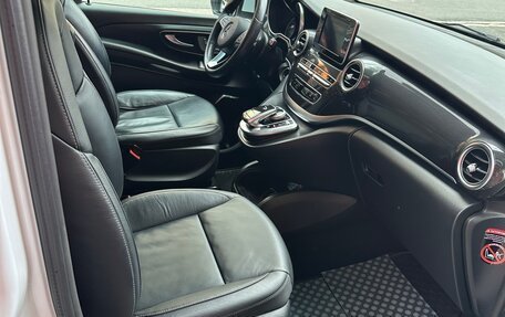 Mercedes-Benz V-Класс, 2019 год, 5 600 000 рублей, 10 фотография