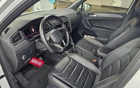 Volkswagen Tiguan II, 2021 год, 3 499 000 рублей, 14 фотография