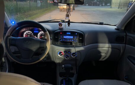 Hyundai Verna II, 2010 год, 620 000 рублей, 14 фотография