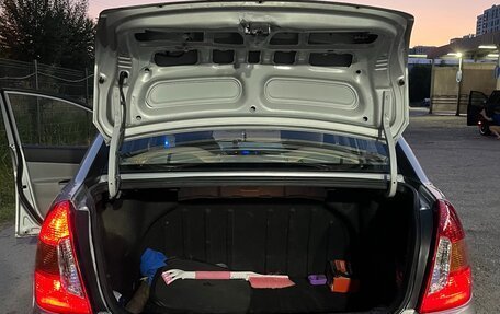 Hyundai Verna II, 2010 год, 620 000 рублей, 20 фотография