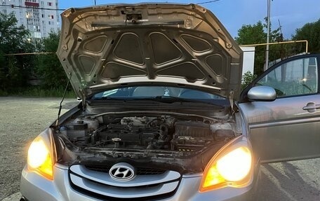 Hyundai Verna II, 2010 год, 620 000 рублей, 26 фотография
