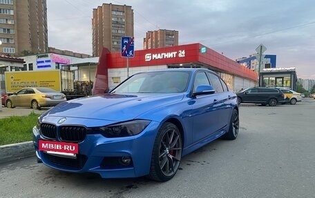 BMW 3 серия, 2018 год, 3 000 000 рублей, 4 фотография