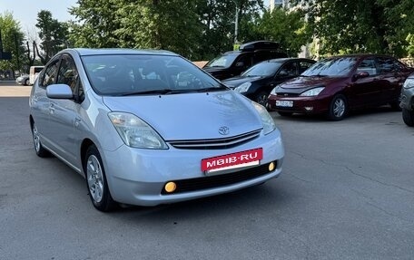 Toyota Prius, 2010 год, 860 000 рублей, 7 фотография