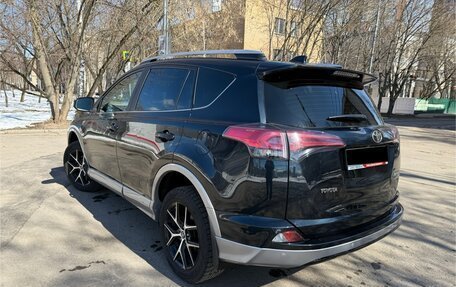 Toyota RAV4, 2017 год, 2 990 000 рублей, 7 фотография