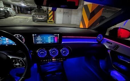 Mercedes-Benz A-Класс, 2019 год, 3 200 000 рублей, 15 фотография