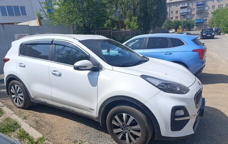 KIA Sportage IV рестайлинг, 2020 год, 2 550 000 рублей, 2 фотография