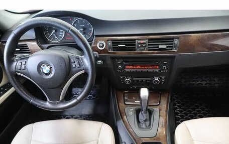 BMW 3 серия, 2009 год, 950 000 рублей, 9 фотография
