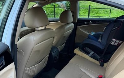 Hyundai Sonata VI, 2011 год, 1 250 000 рублей, 1 фотография