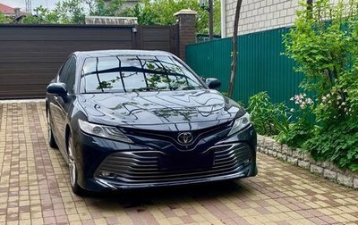 Toyota Camry, 2019 год, 3 100 000 рублей, 1 фотография