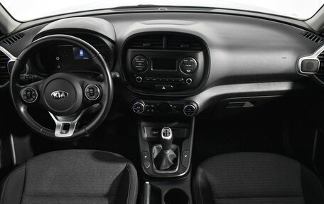 KIA Soul III, 2020 год, 1 590 000 рублей, 14 фотография