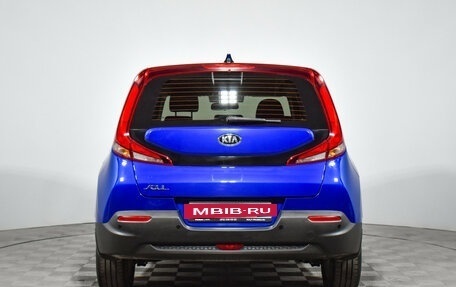 KIA Soul III, 2020 год, 1 590 000 рублей, 6 фотография