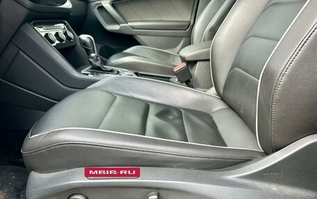Volkswagen Tiguan II, 2018 год, 2 049 000 рублей, 6 фотография