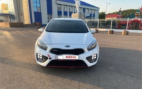 KIA cee'd GT II, 2015 год, 1 270 000 рублей, 7 фотография