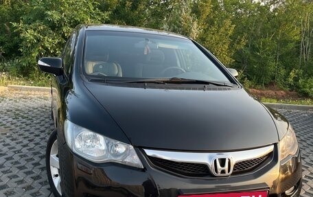 Honda Civic VIII, 2010 год, 1 050 000 рублей, 2 фотография